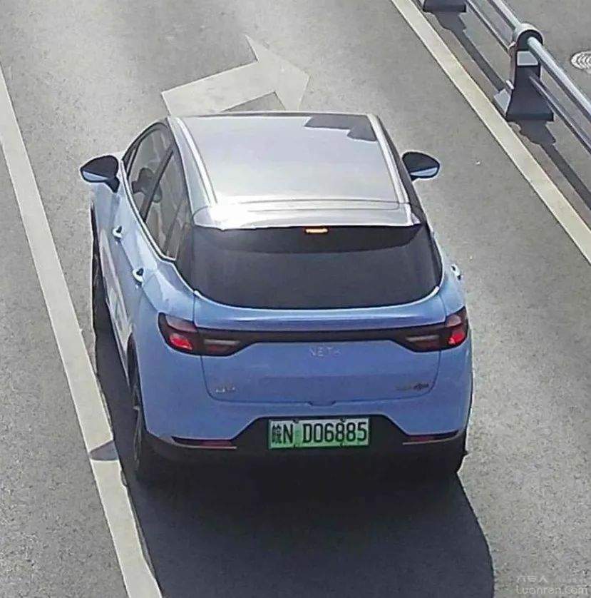 eb5bf2d439cc481f769be4de8a7a1ec5.jpg