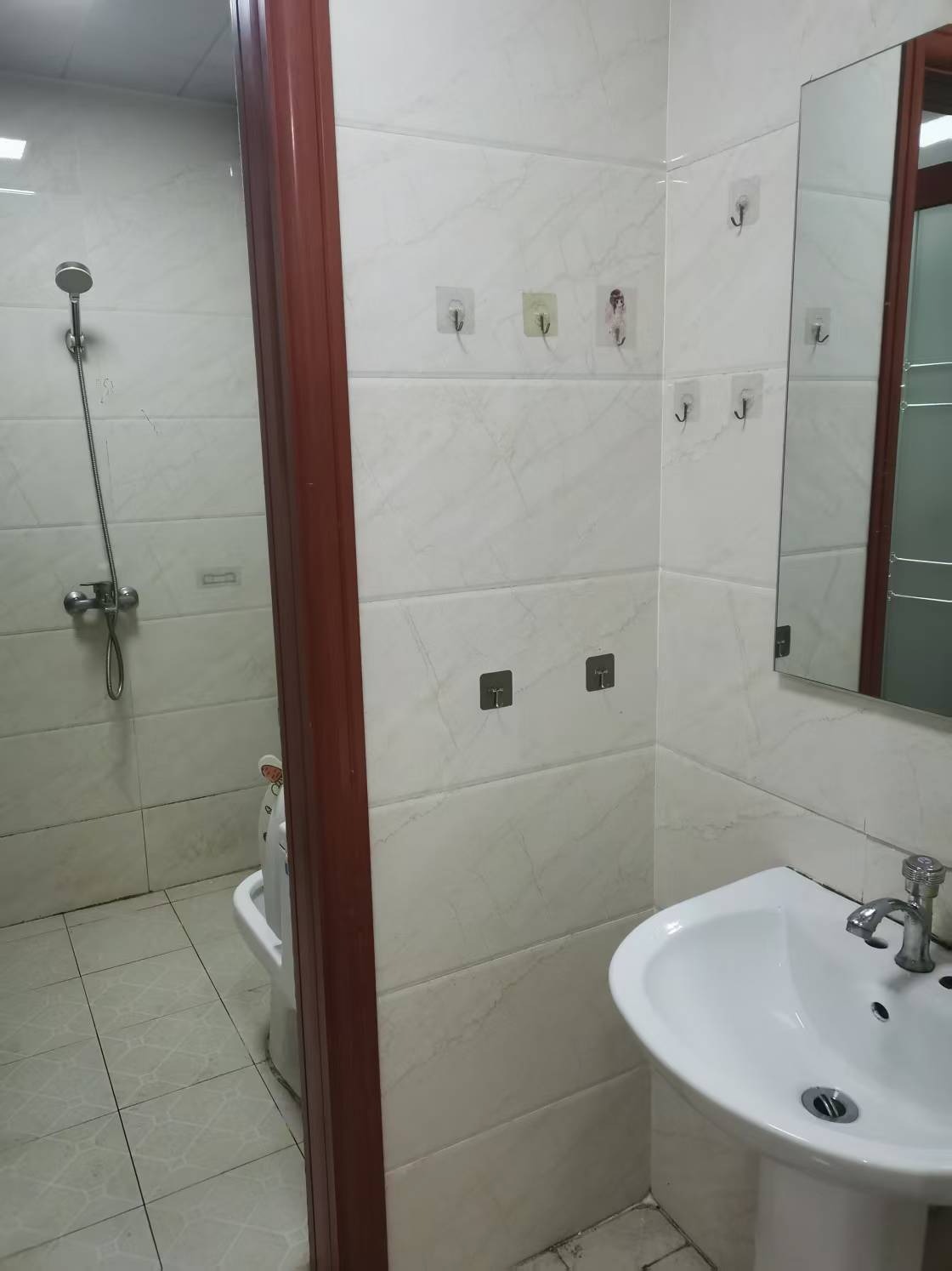 mmexport1746671056516.jpg