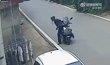 024da7ae33ff6c1cbbd3074a48d6bab3.gif