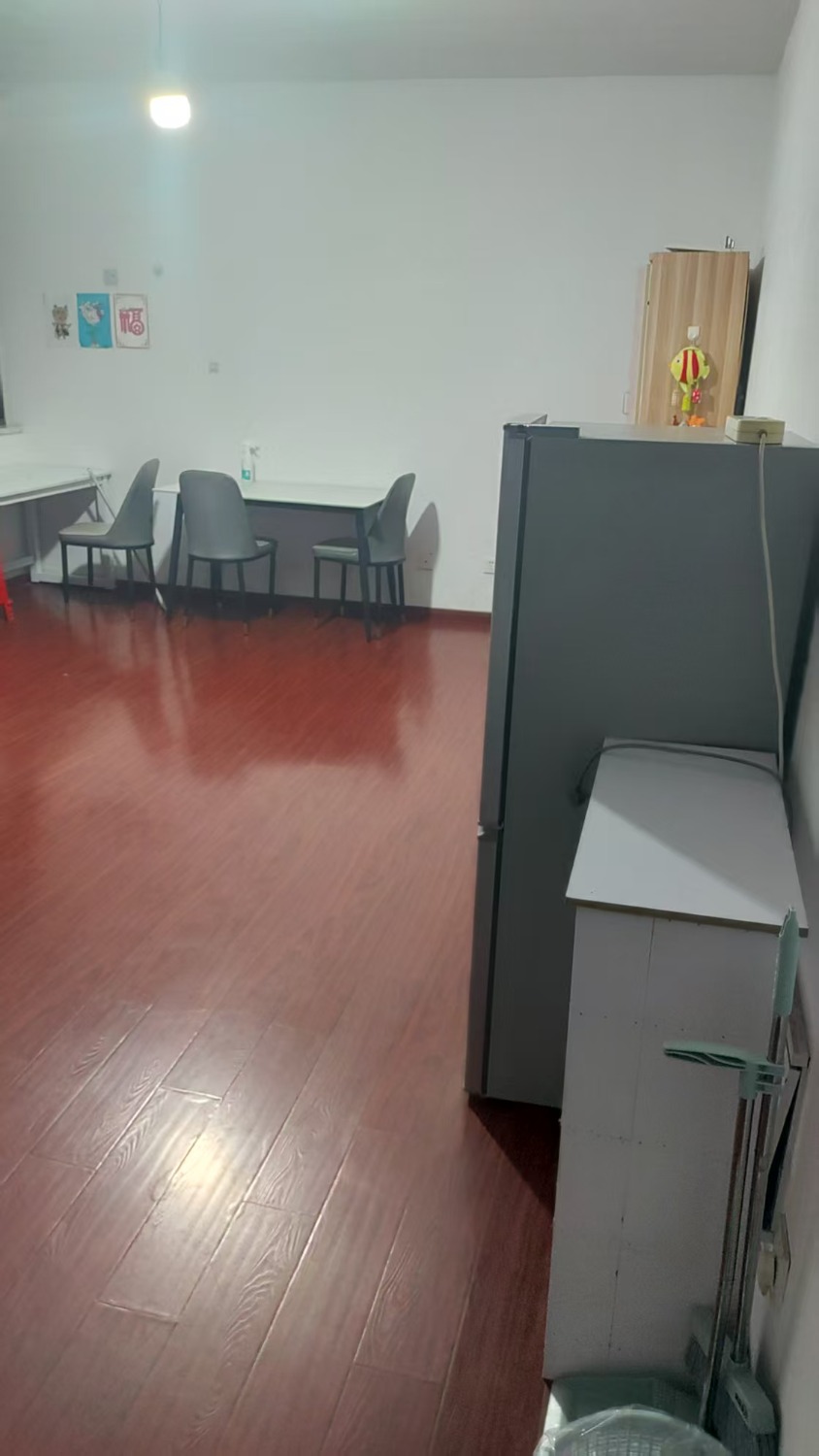 mmexport1755590821567.jpg
