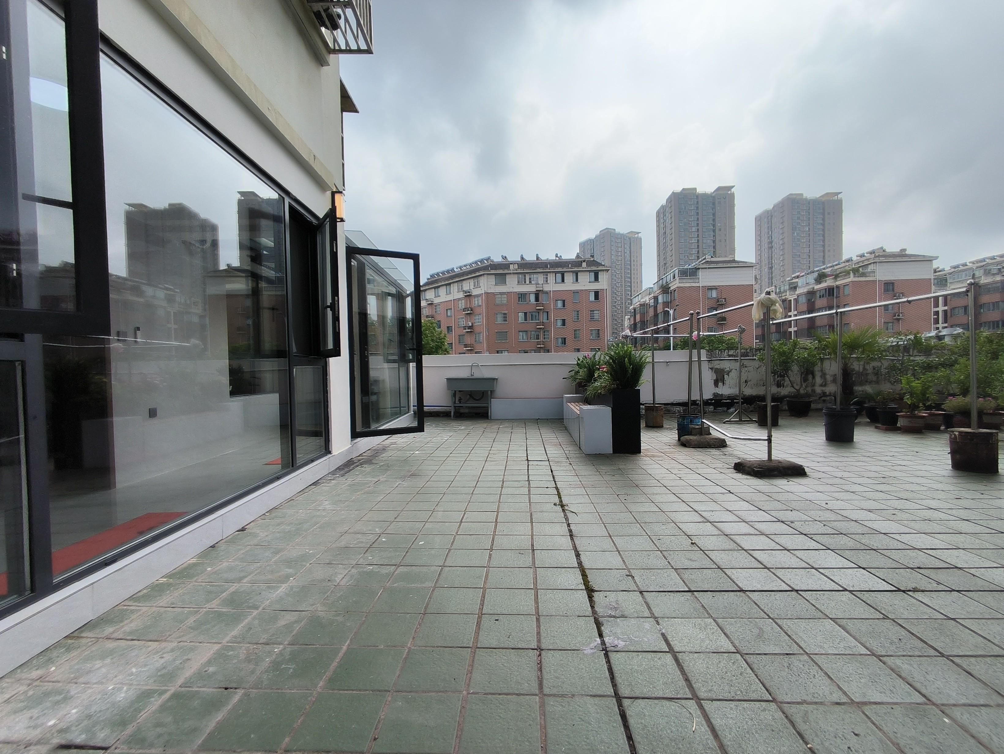 cd423ed1-2b3c-4a21-acc1-4630414fb6db.jpg